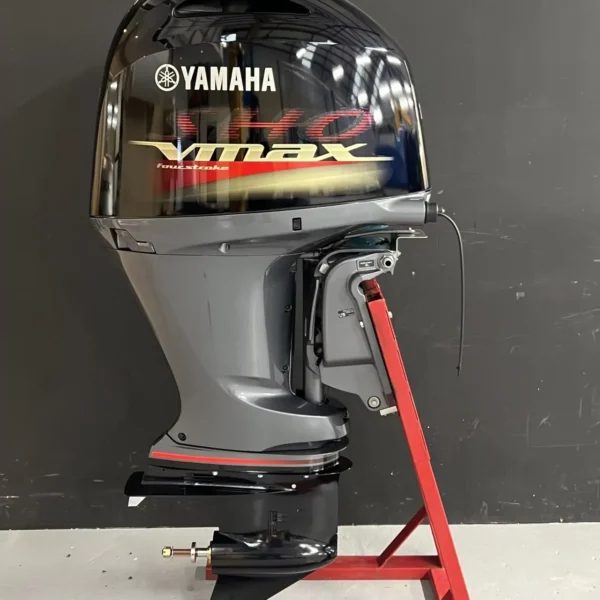 Yamaha 150 PS EFI V-MAX SHO